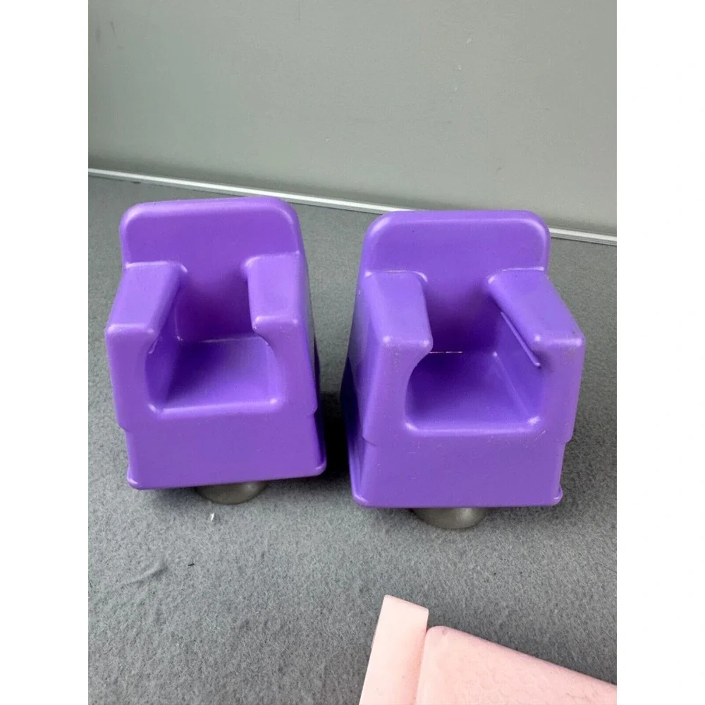 Vintage Mattel Barbie Bath Bed Chairs Couch Plastic Furniture Toy LOT of‎ 8
